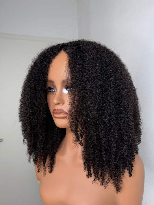 Kinky Afro V-Part wig (Preorder)